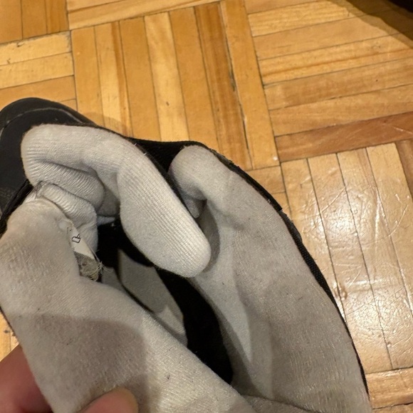 Quechua Black Insulated Boots​​ - Picture 3 of 4